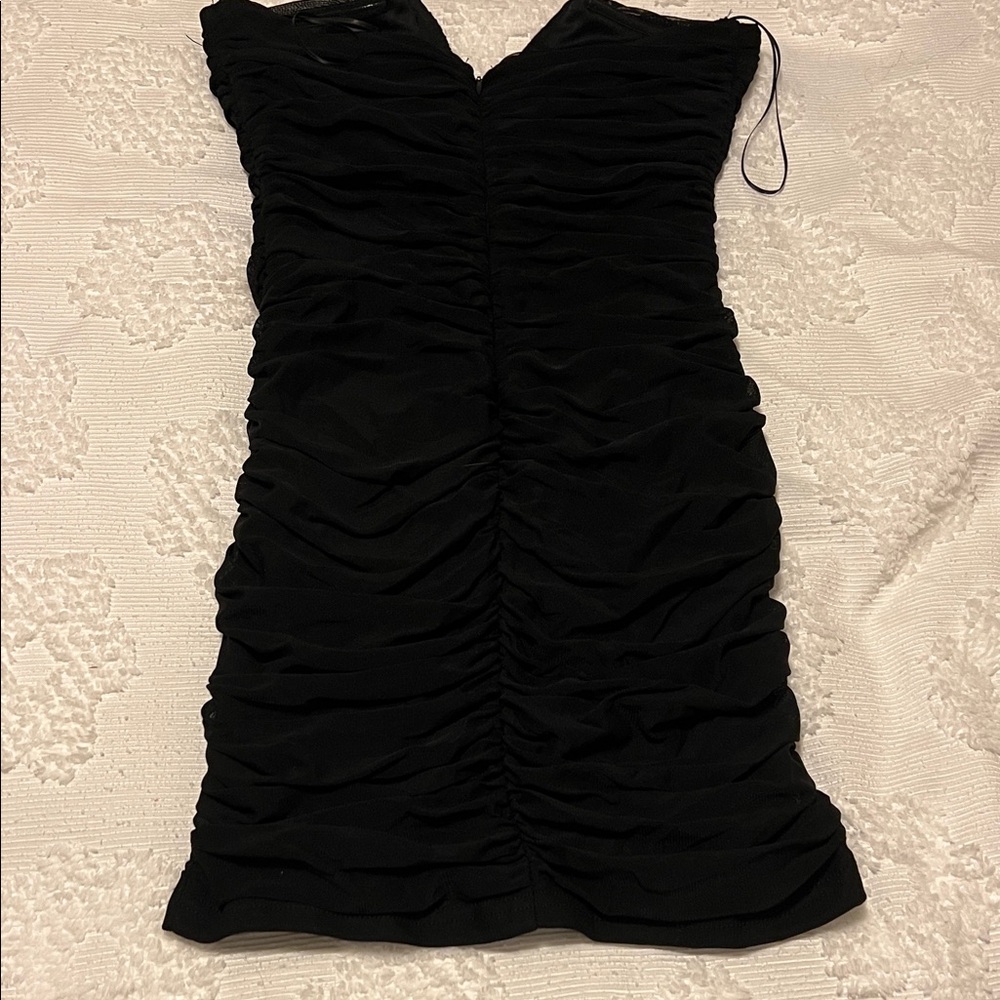 Mini dresses - Picture 6 of 7